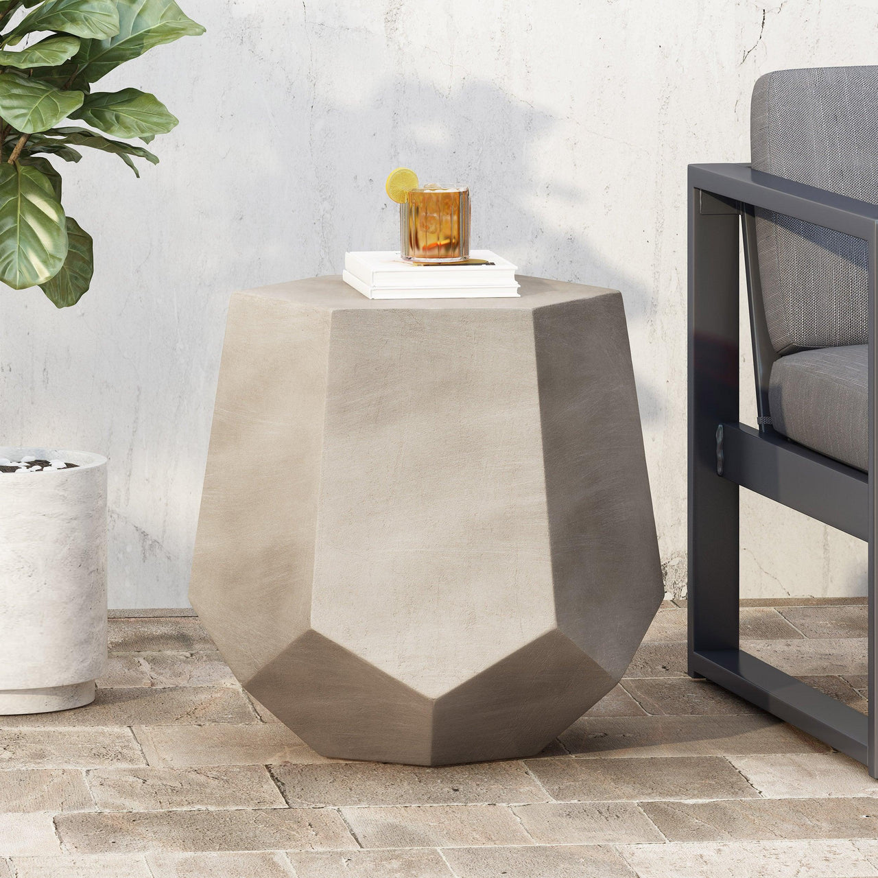 Light Grey Contemporary Side Table in Lightweight Concrete